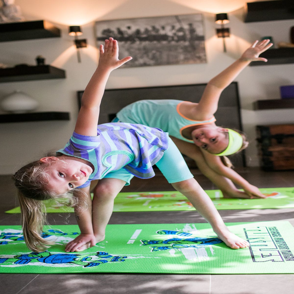 Teenage Mutant Ninja Turtles Modern Yoga Mat - Leonardo